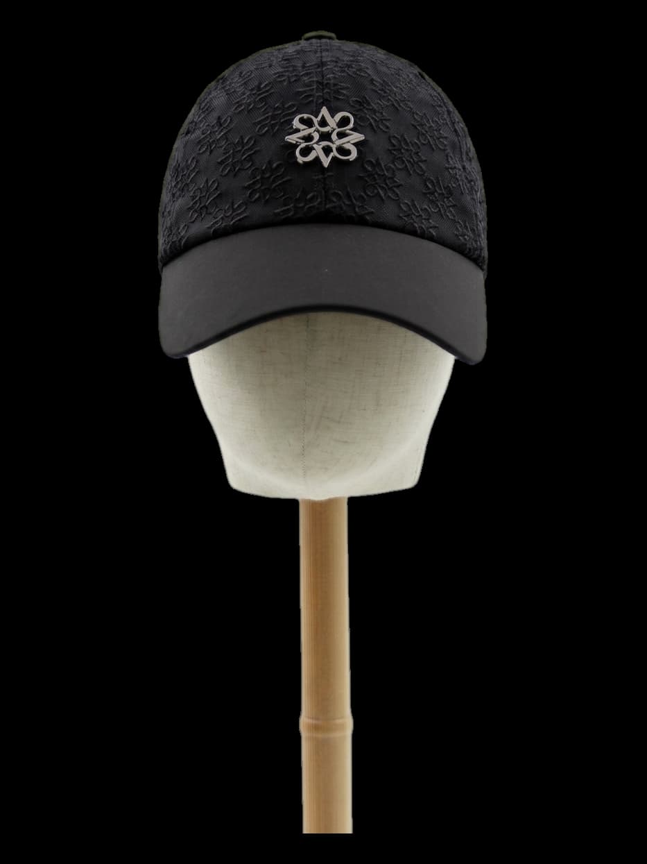 블랙 메탈 심볼 포인트 자수 캡