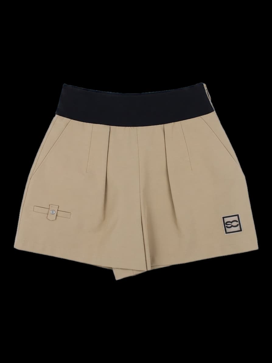 베이지 & 블랙 배색 로고 숏팬츠