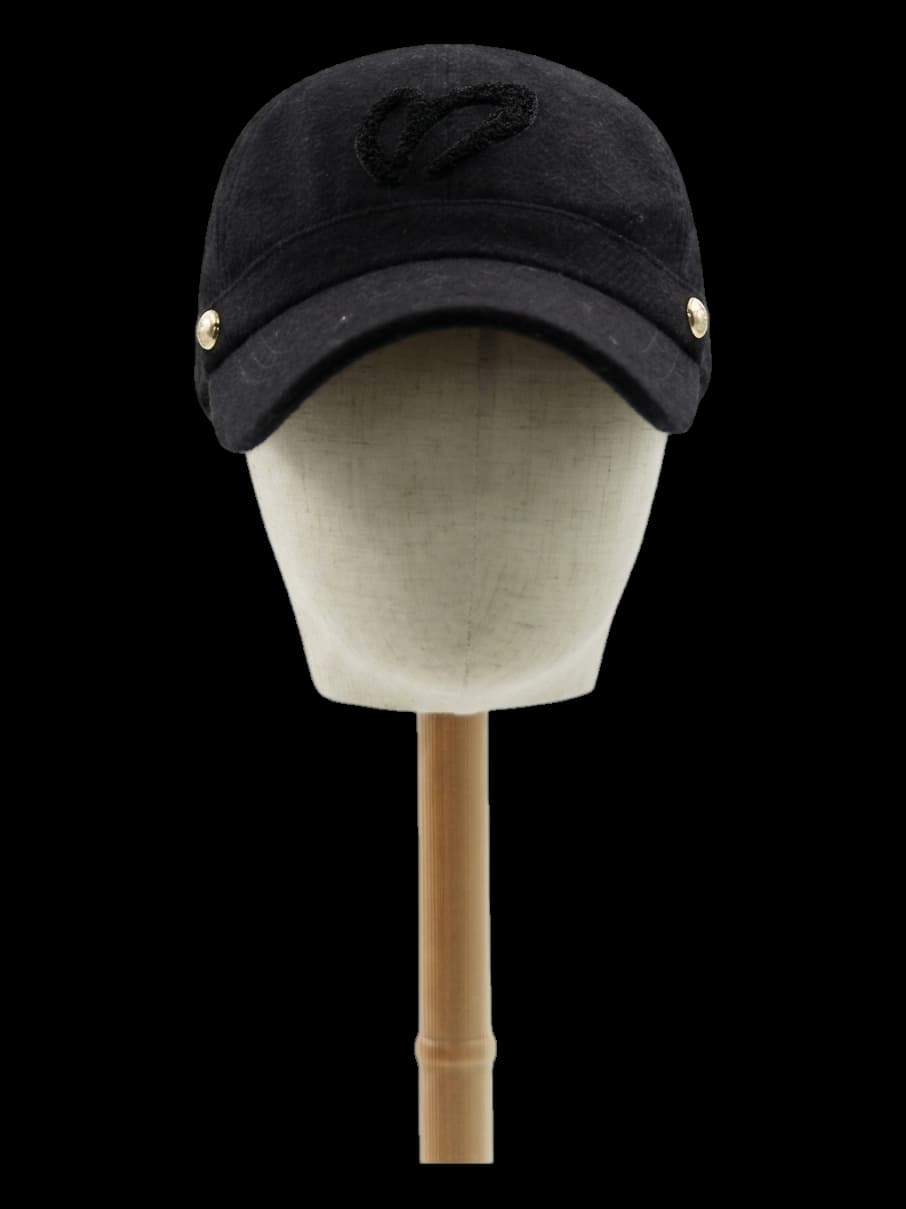 블랙 스터드 디테일 베이스볼 캡