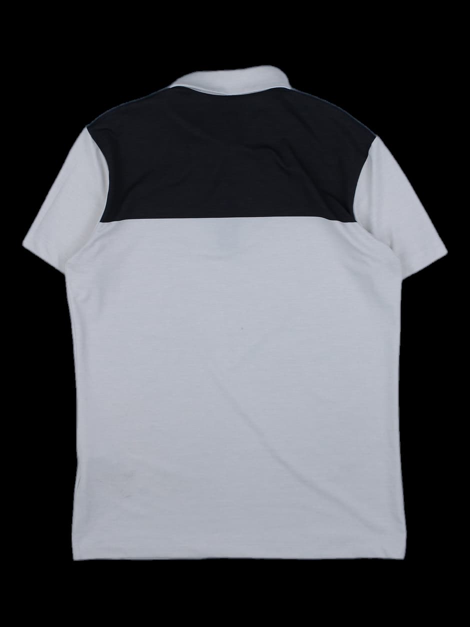 블랙/화이트 배색 반팔 카라티