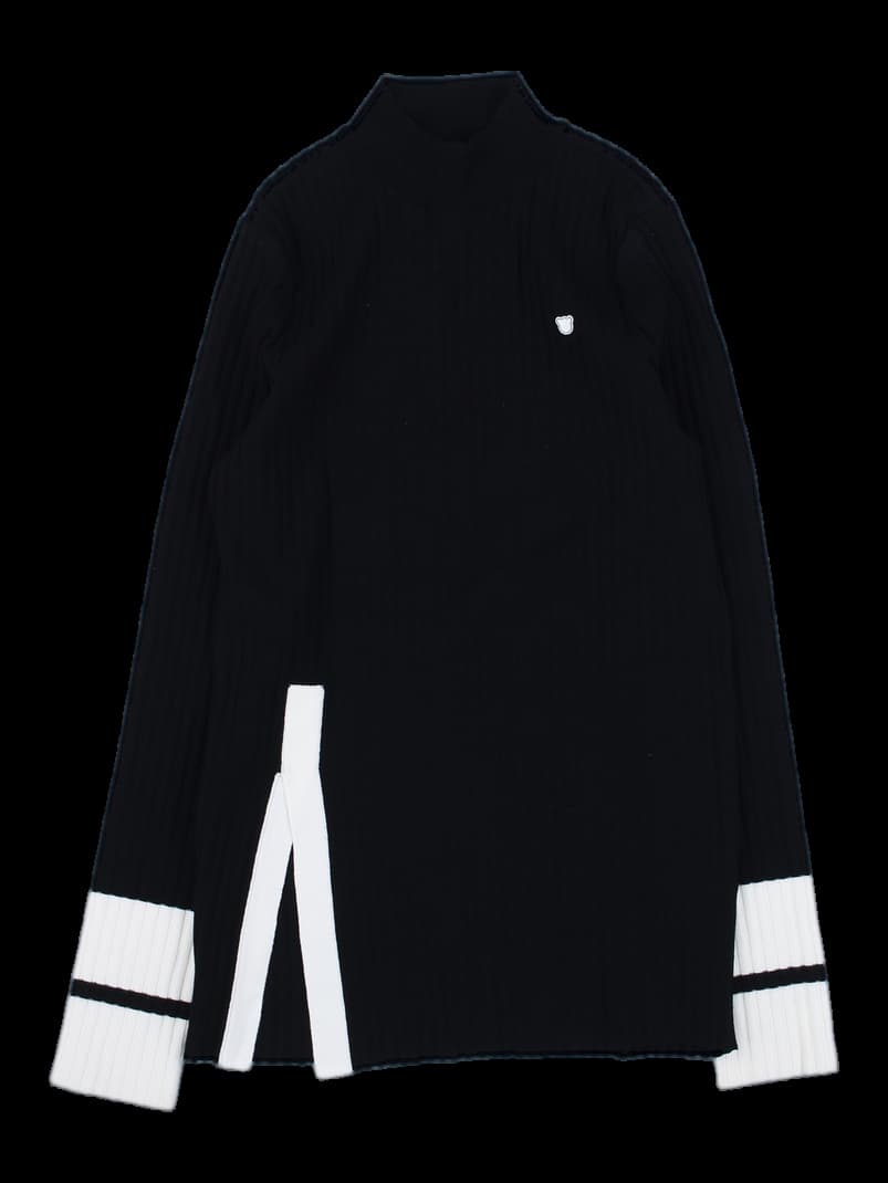 블랙 골지 니트 탑 (소매 및 옆면 화이트 배색 배색)