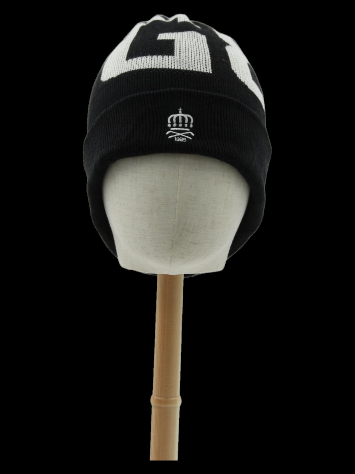 블랙 앤 화이트 로고 니트 비니