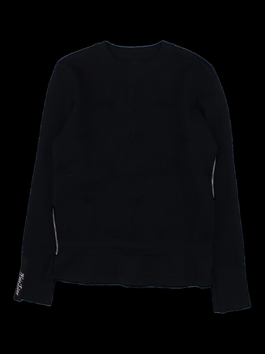 블랙 크루넥 배색 라인 스웨터