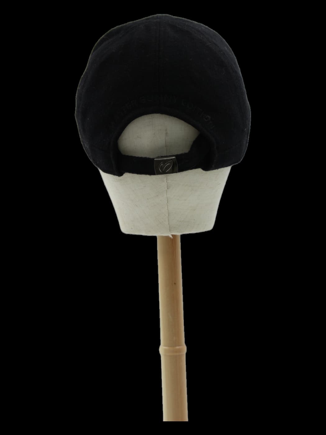 블랙 스터드 디테일 베이스볼 캡