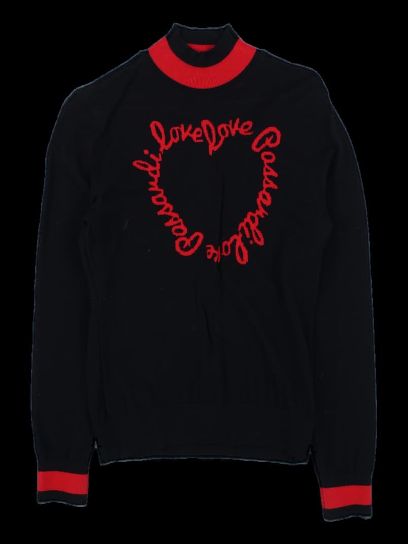 블랙 하트 레터링 자수 니트 티셔츠