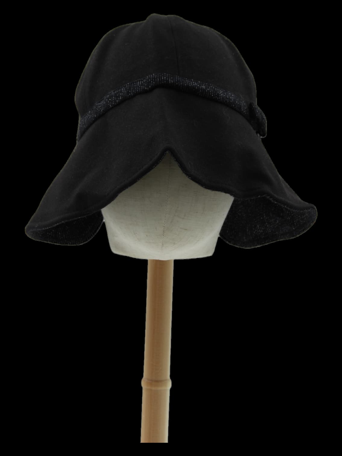 블랙 리본 디테일 버킷햇