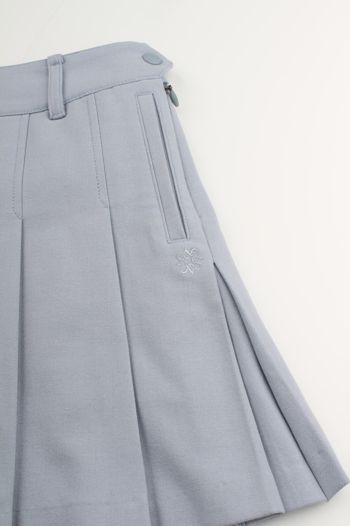 솔리드 플리츠 큐롯 스커트