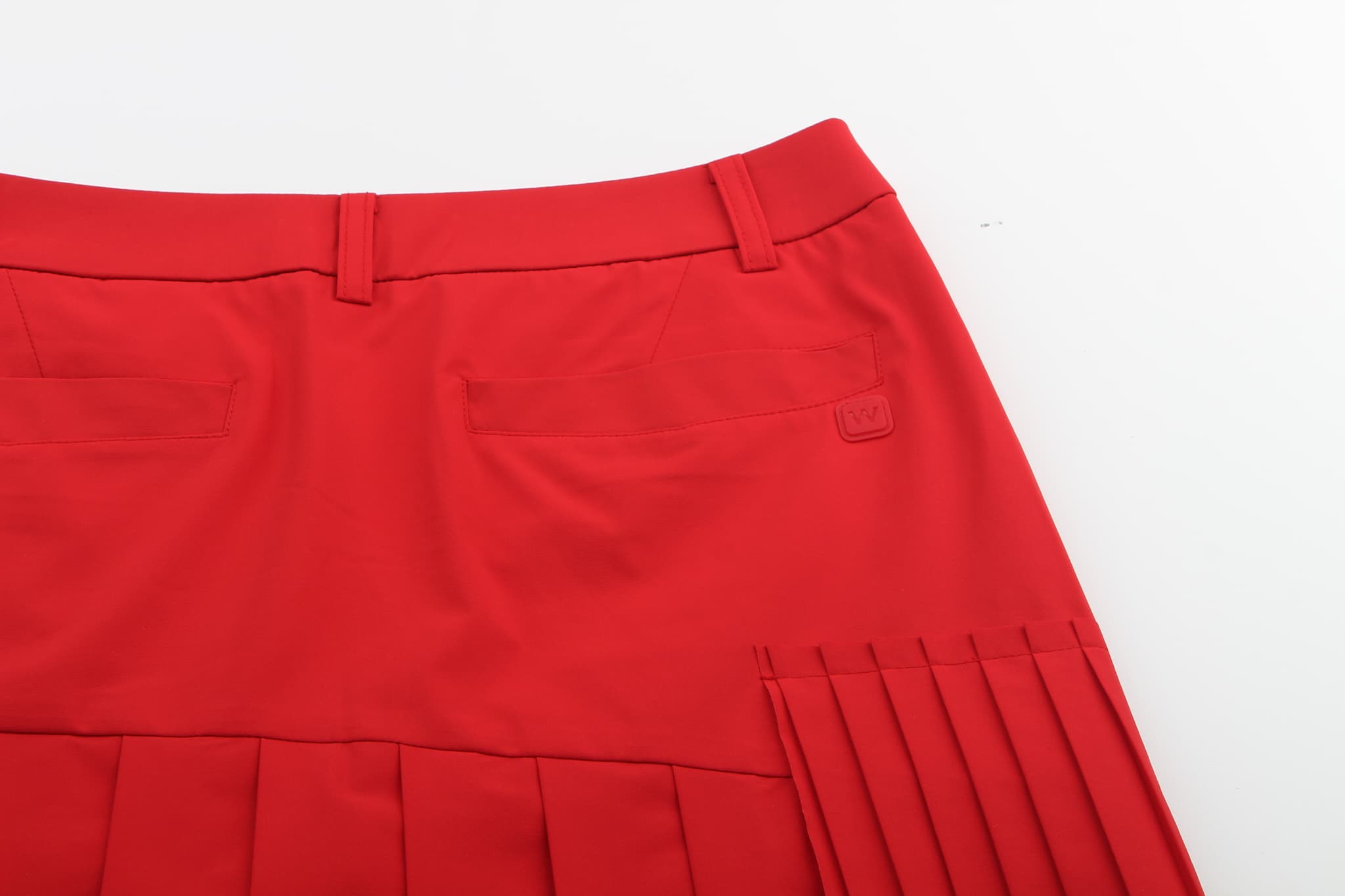 레드 밑단 플리츠 큐롯 스커트