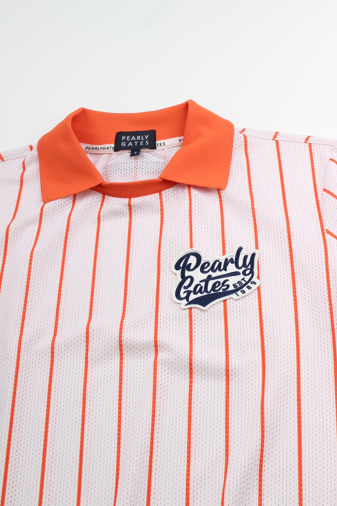 로고 패치 스트라이프 칼라 반팔 티셔츠