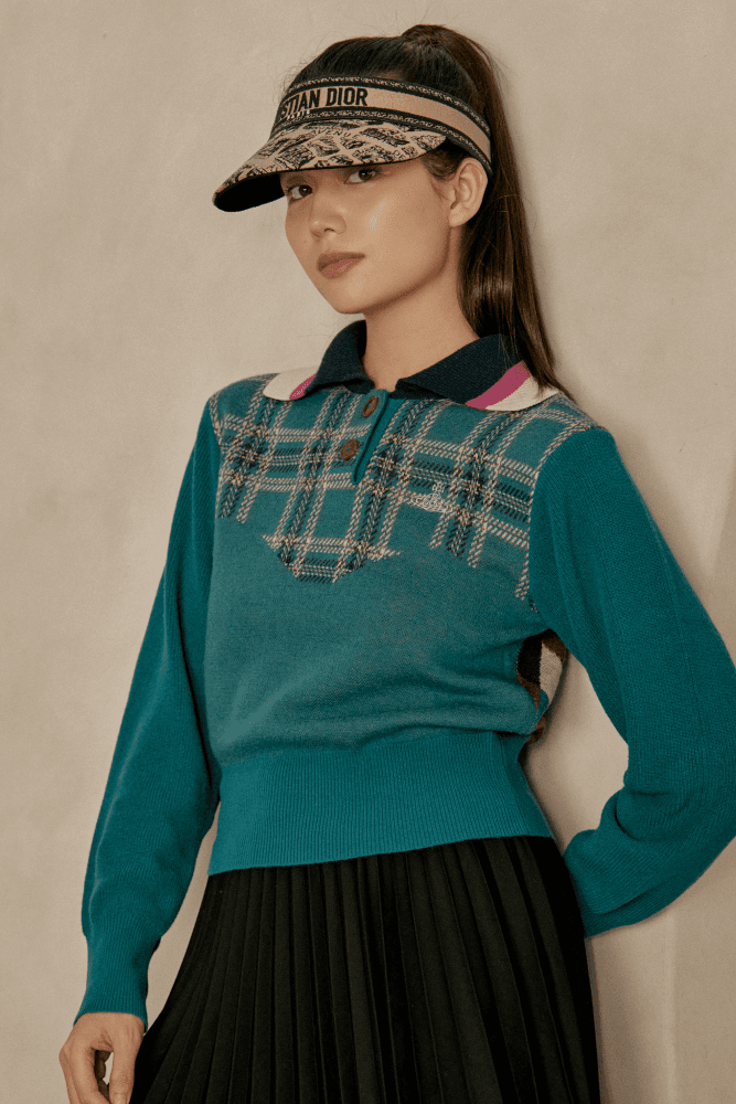 체크 배색 카라 니트