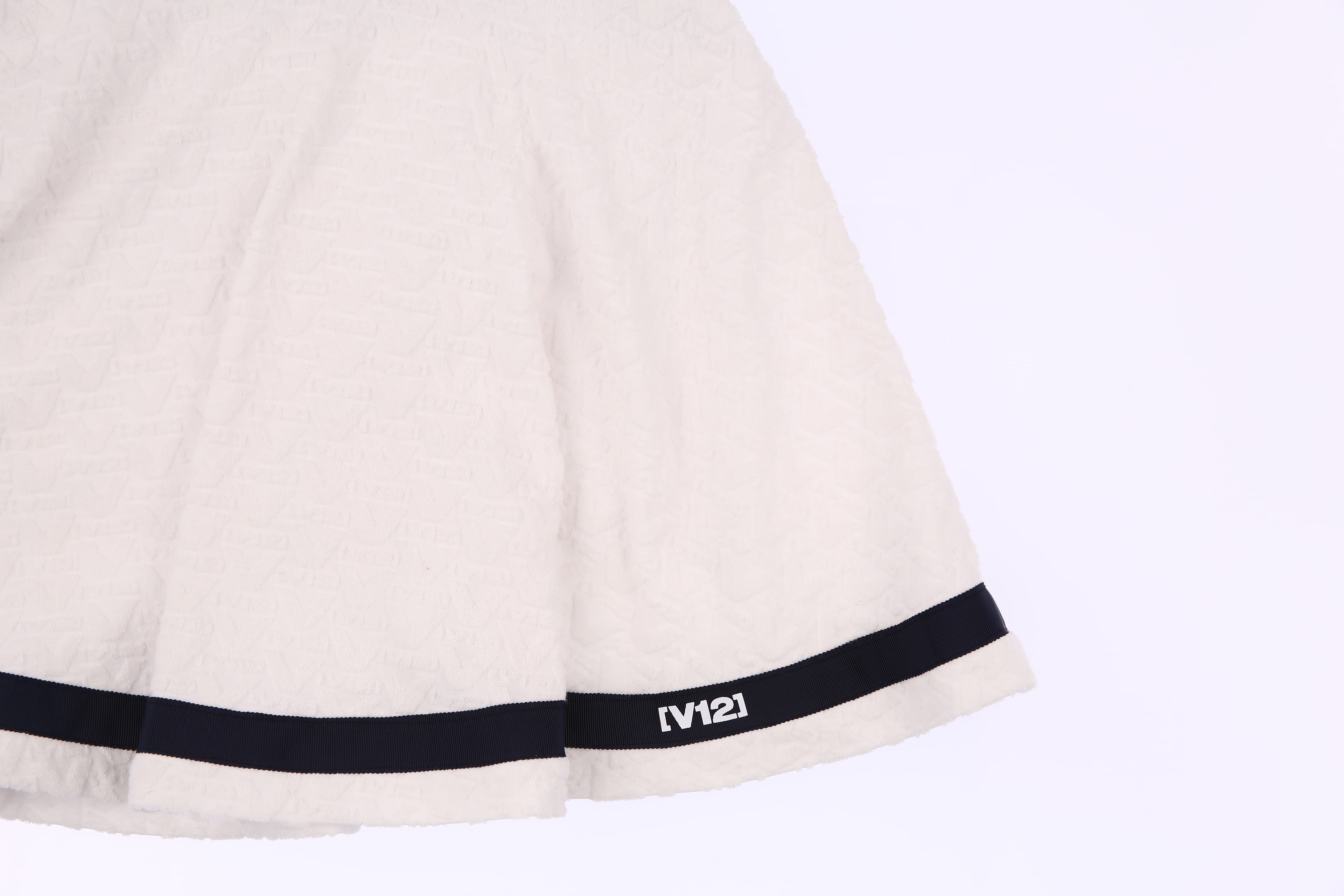 [새상품] 밑단 포인트 스커트