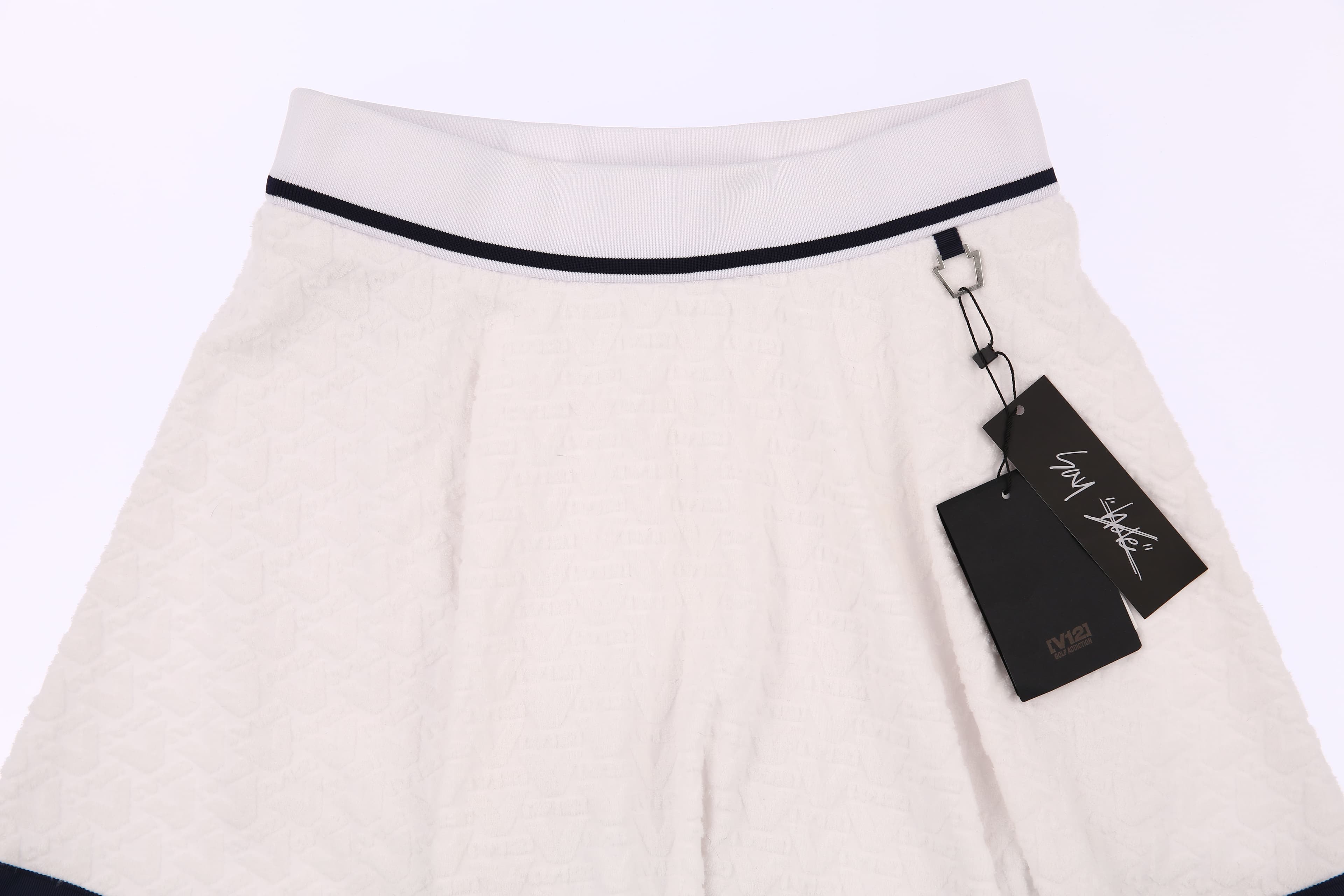 [새상품] 밑단 포인트 스커트