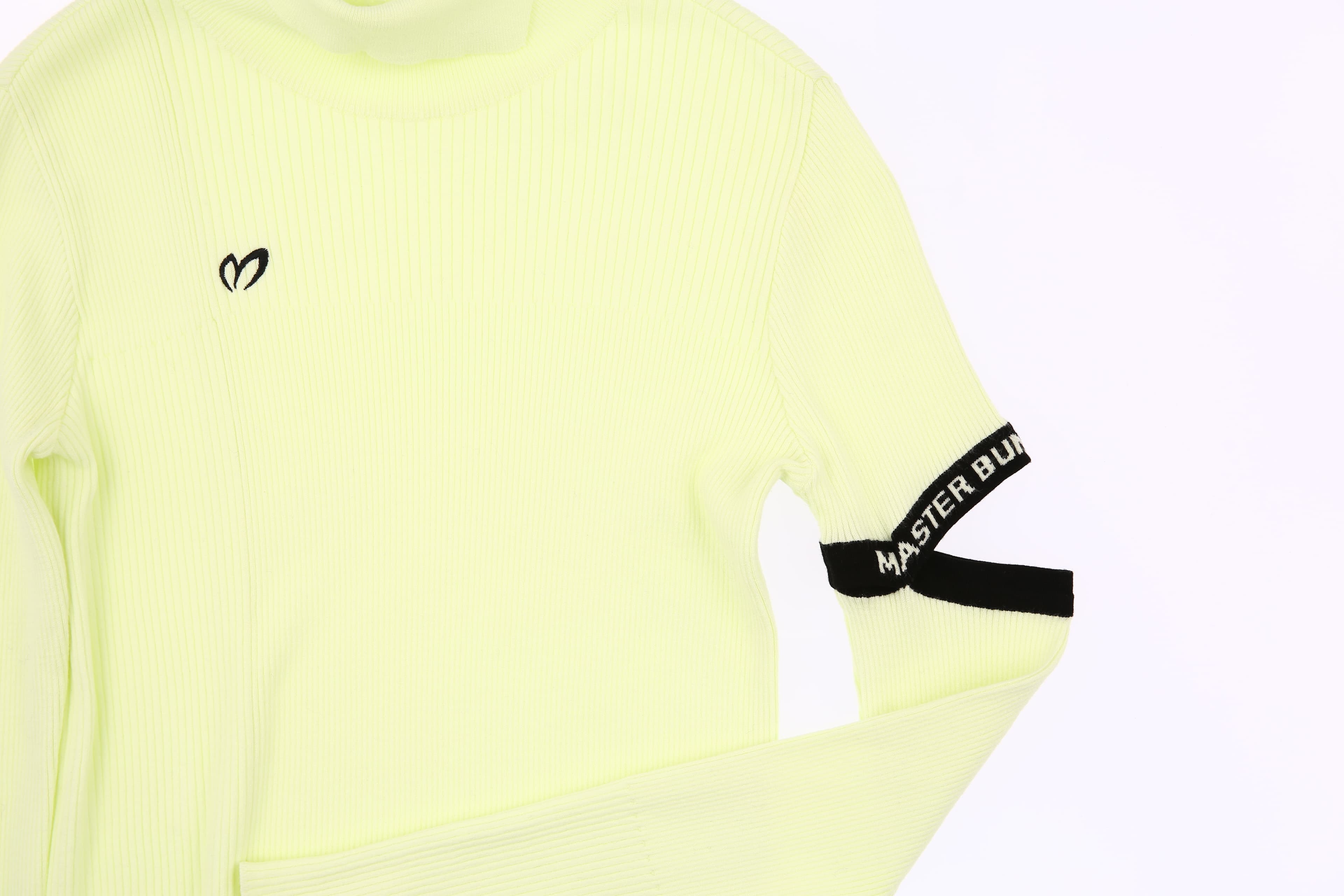 소매 절개 니트티