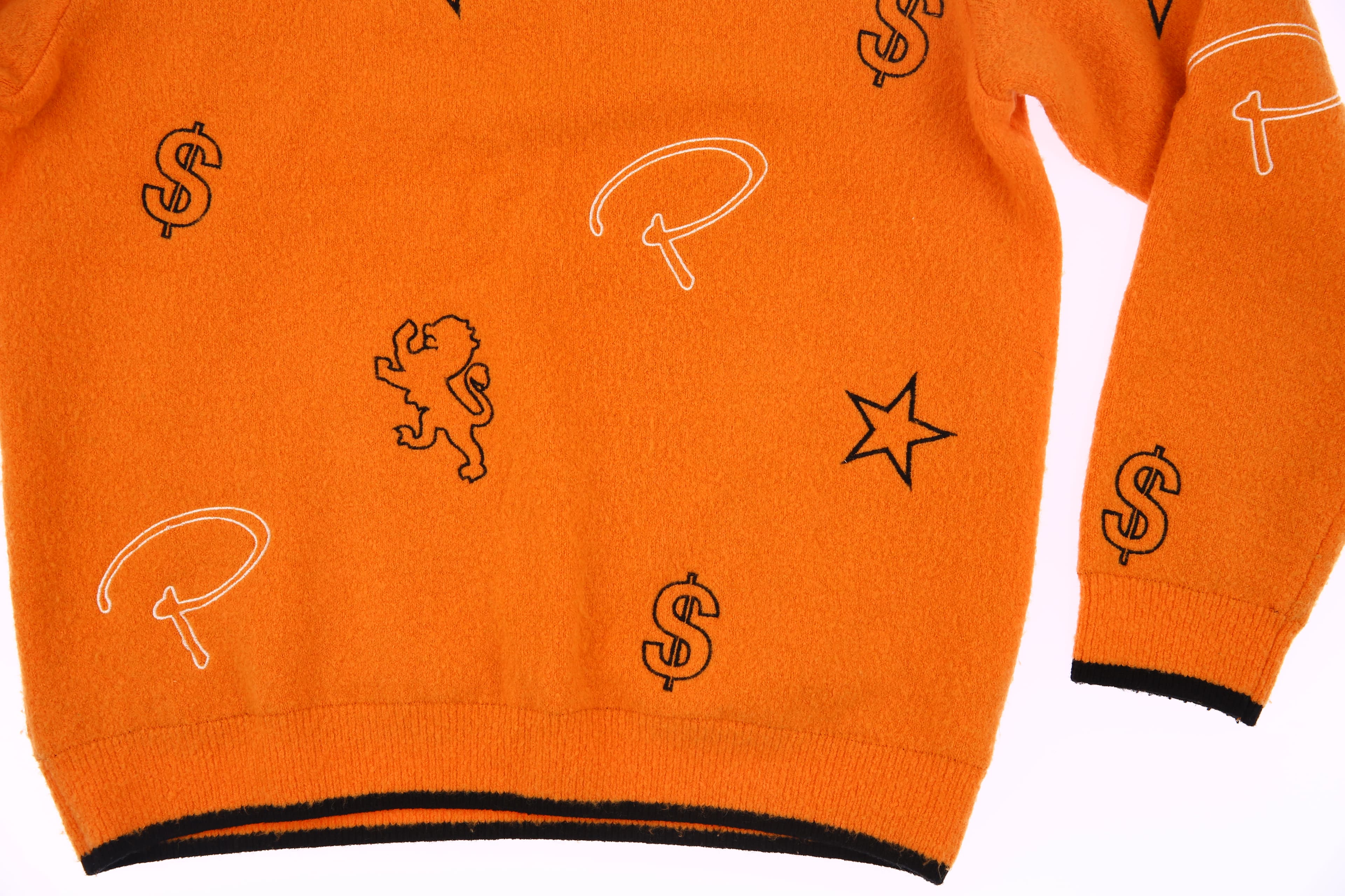 [남성] 훌 자수 니트 맨투맨