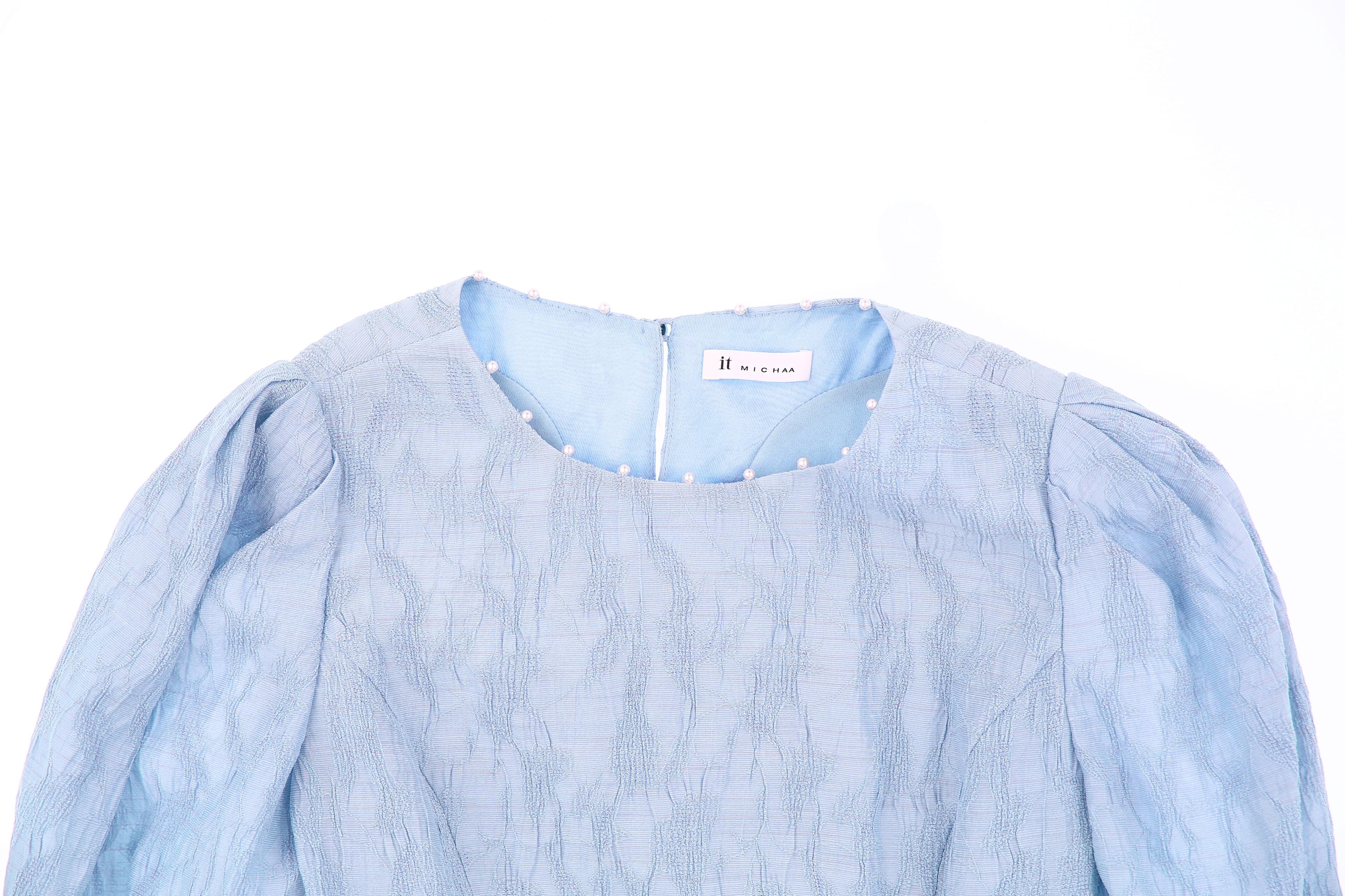 퍼프 소매 원피스