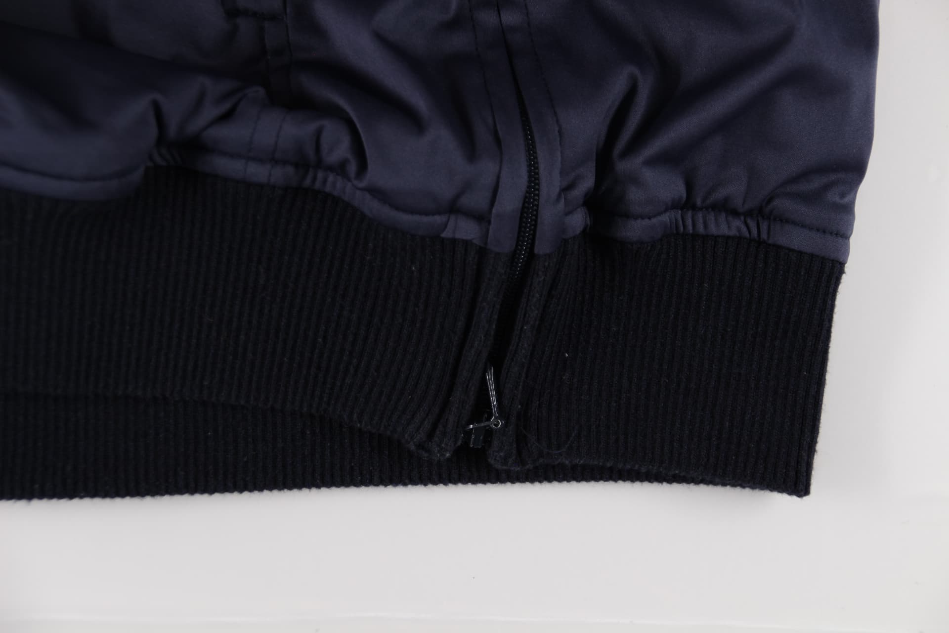 와펜 방풍 긴팔 맨투맨