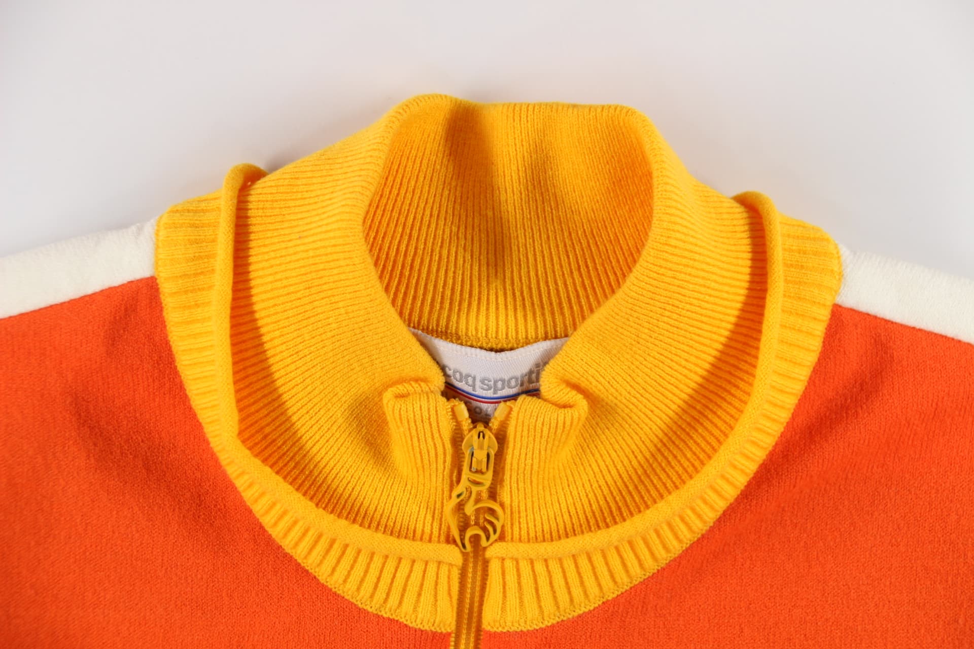 배색 니트 집업 베스트