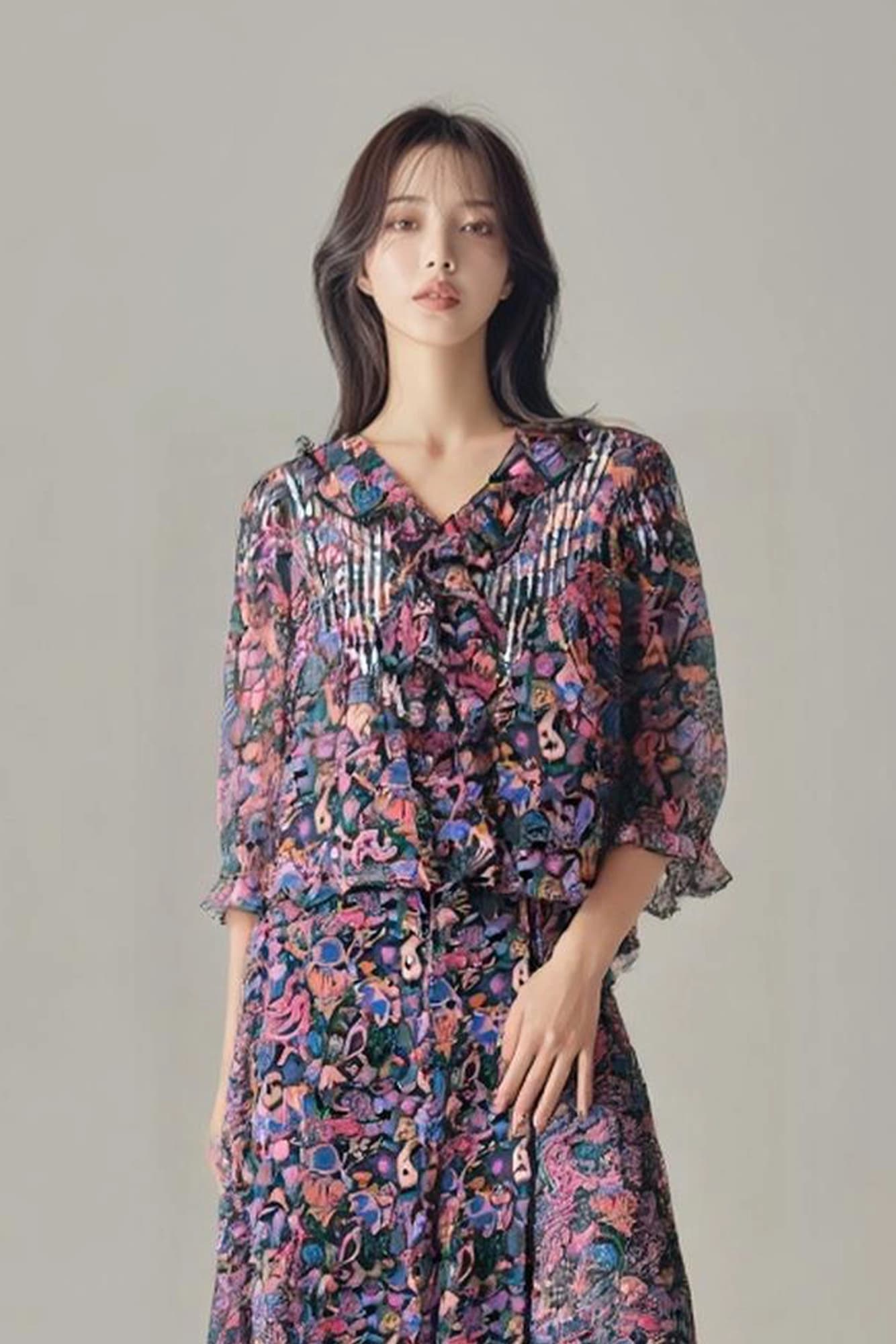 핀턱 프릴 프린트 블라우스