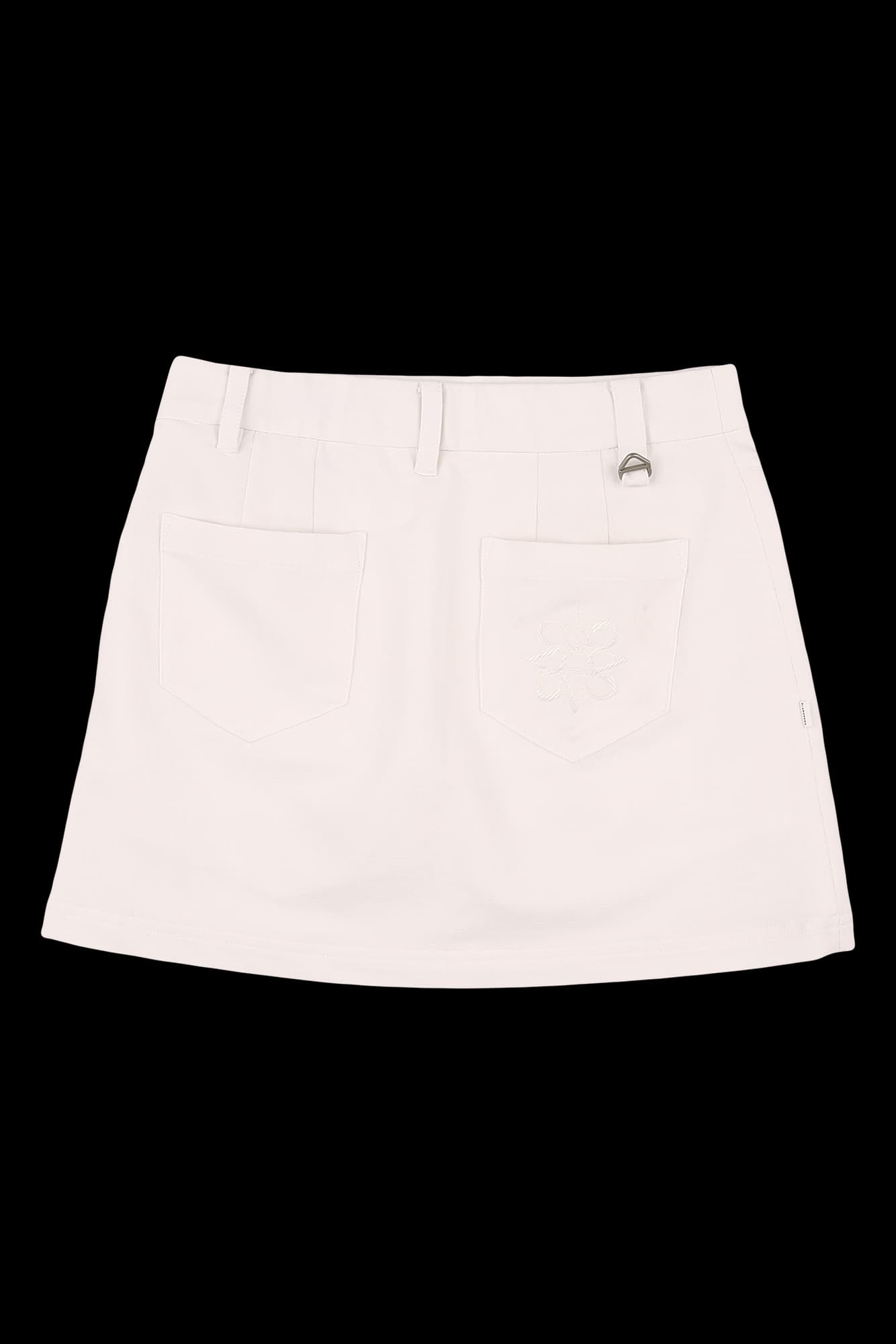 로고 패턴 버튼 스커트