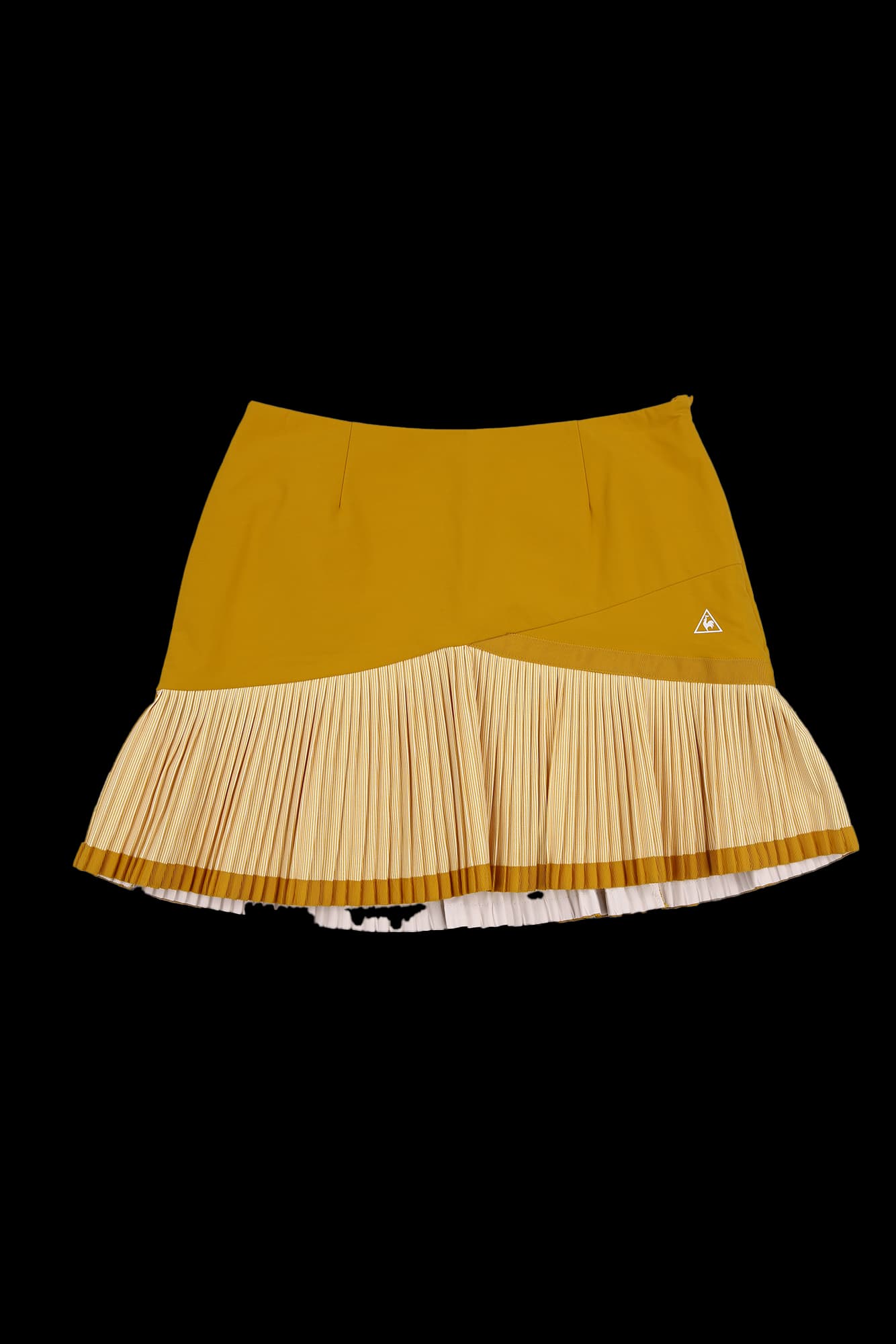 사선 플리츠 스커트