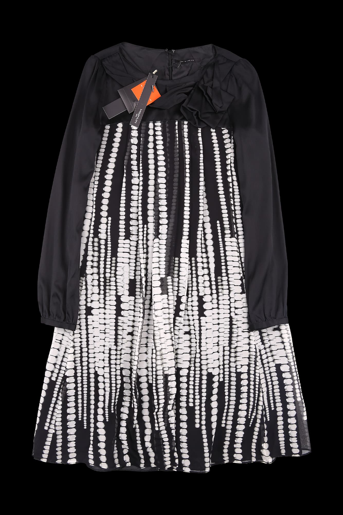 라운드넥 리본 긴팔 원피스