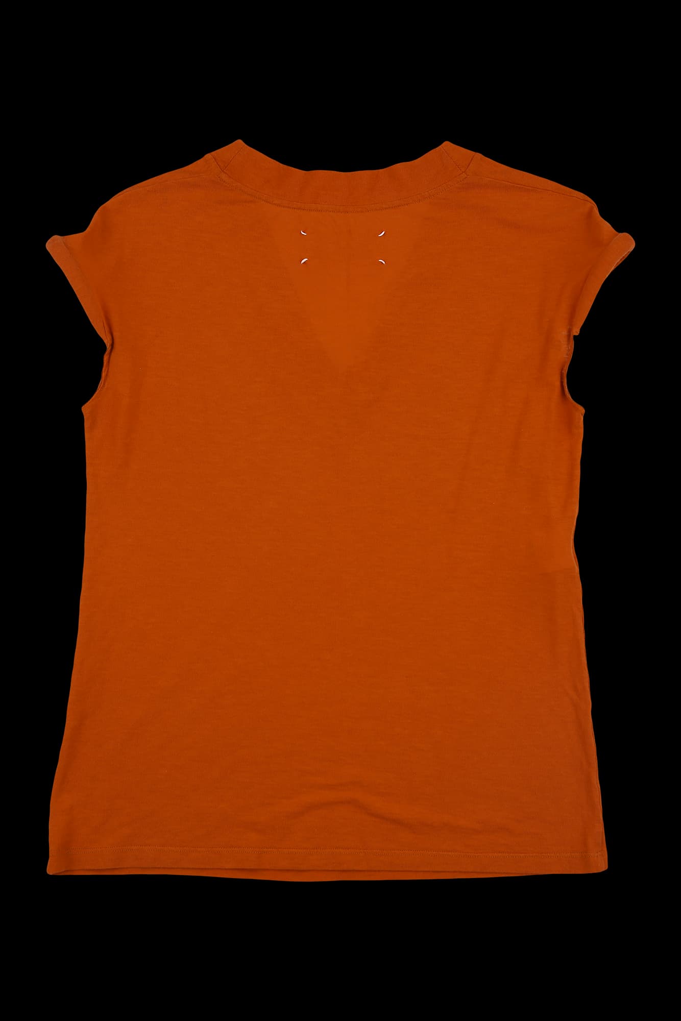 브이넥 민소매 티