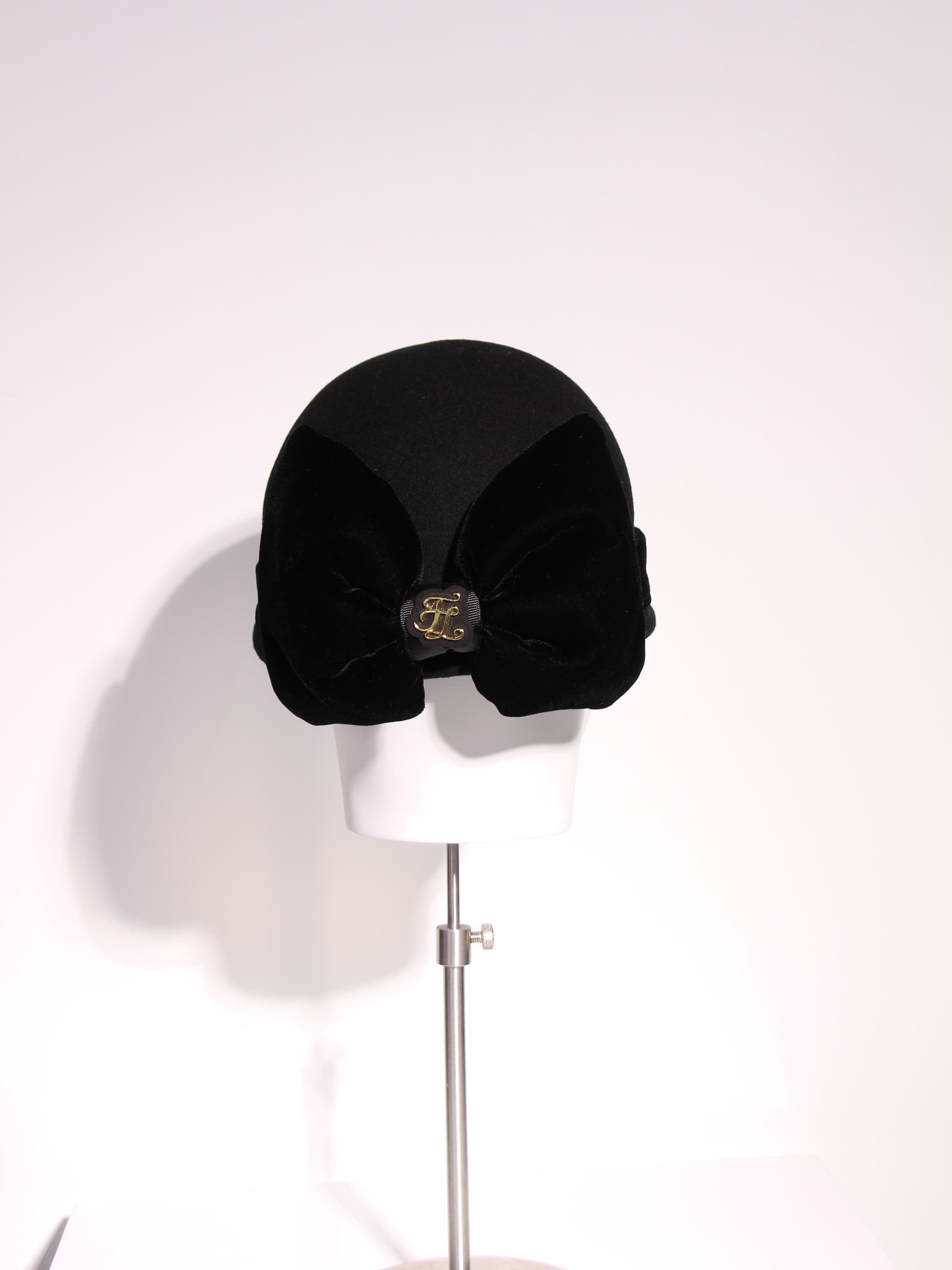 벨벳 리본 펠트 캡