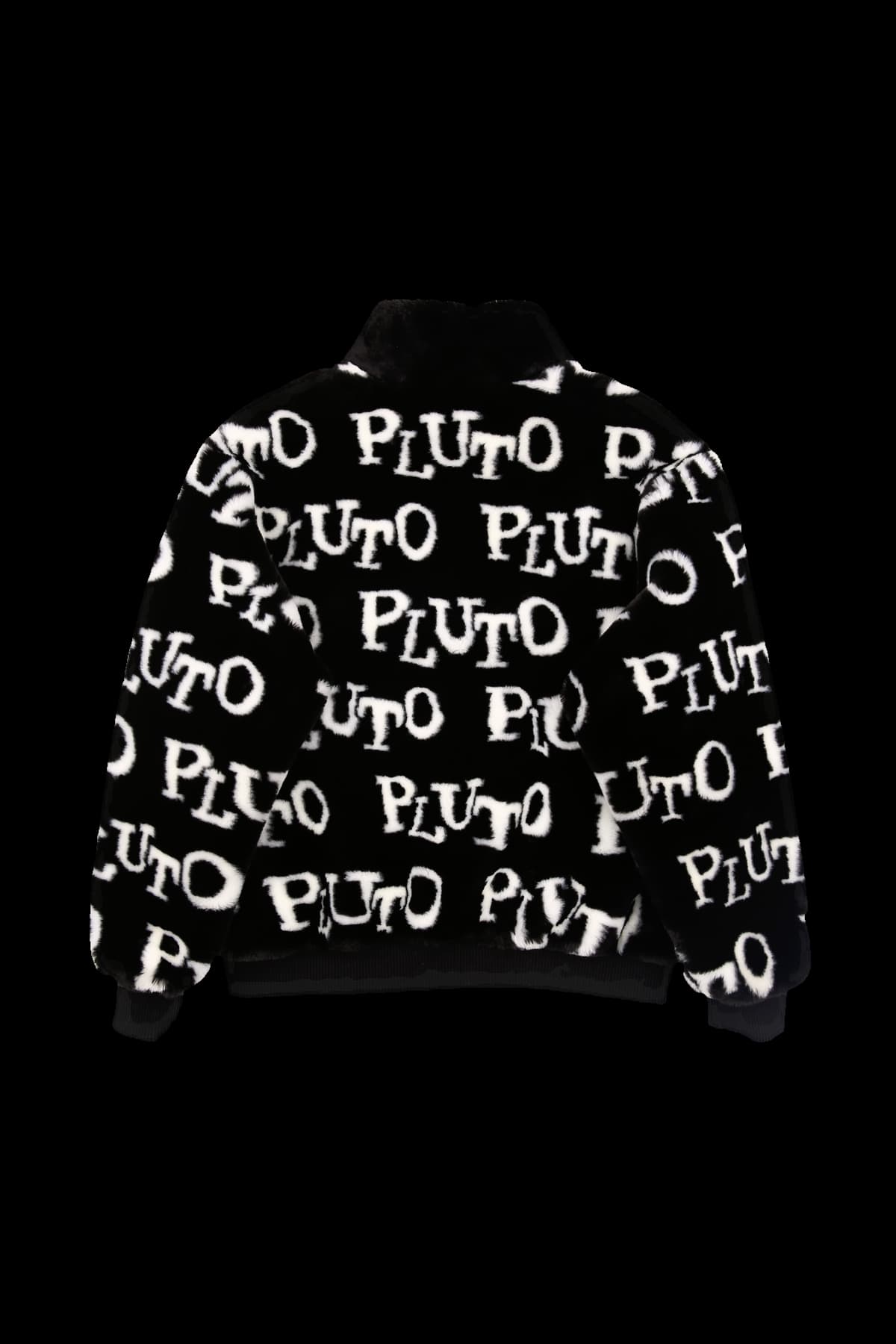 레터링 패턴 플리스 점퍼