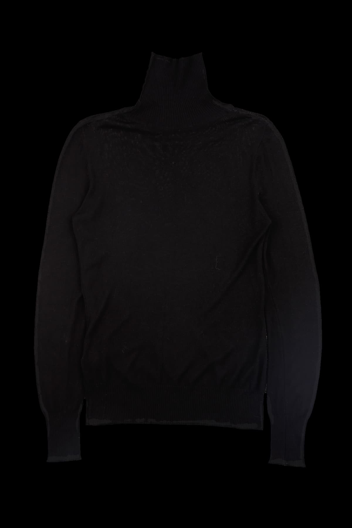 큐빅 터틀넥 긴팔 니트