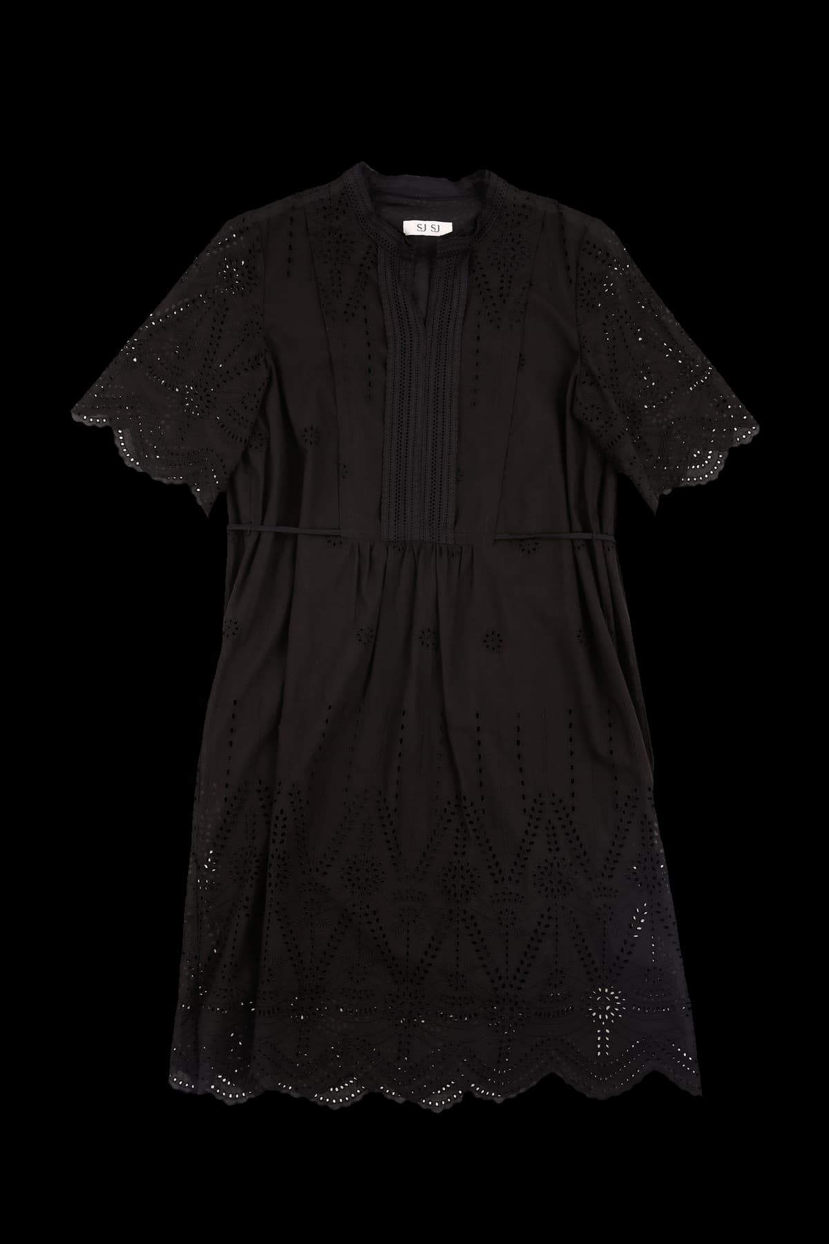 아일렛 레이스 원피스