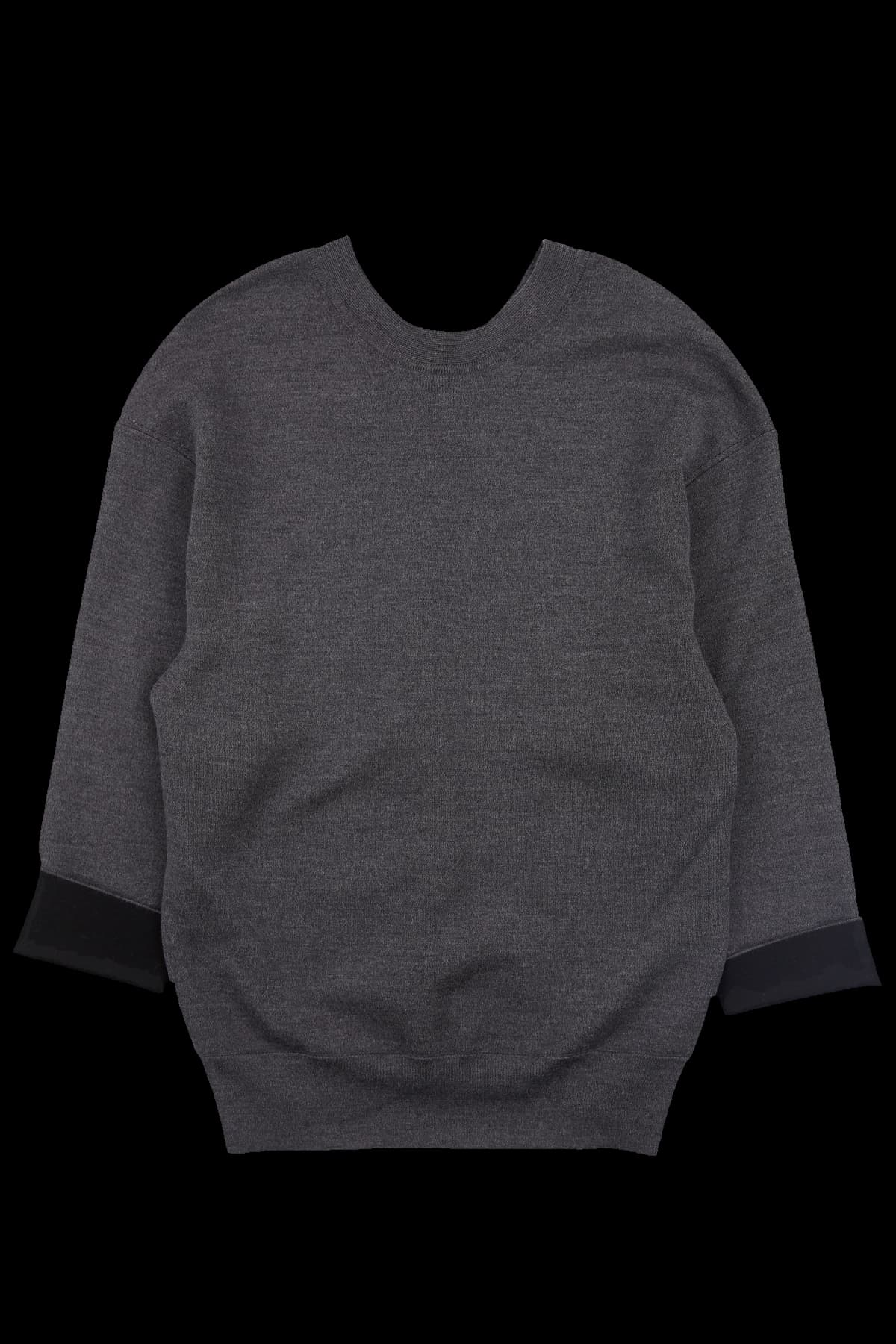 소매배색 긴팔 니트