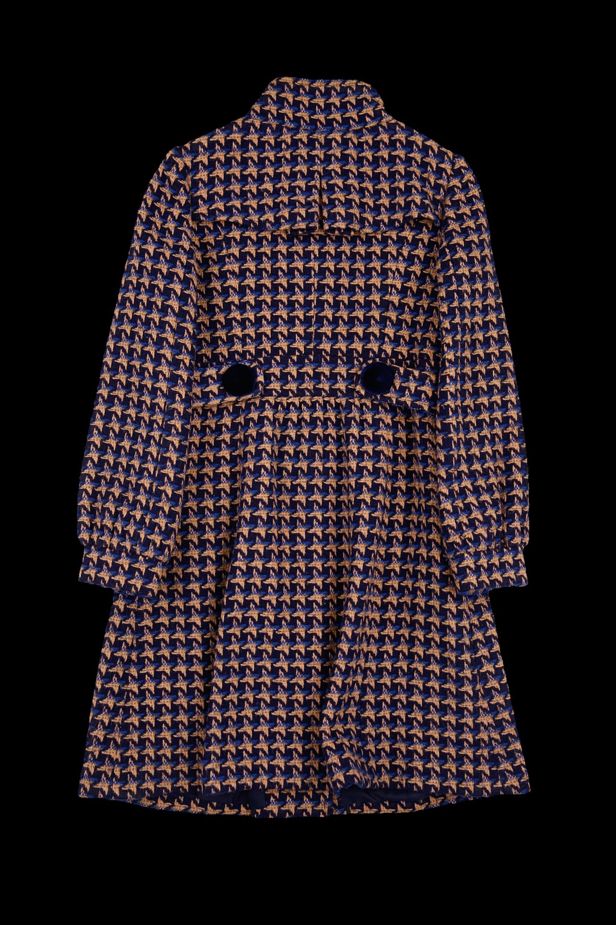 버튼 패턴 코트