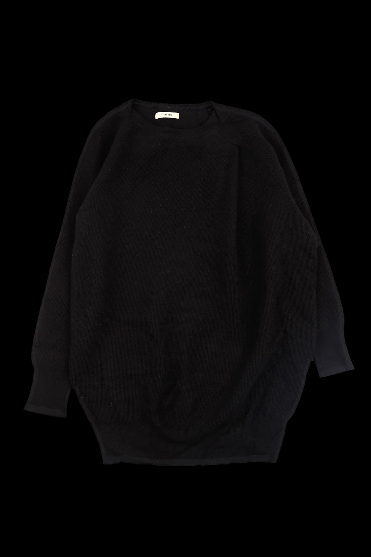 어깨 포인트 긴팔 니트 