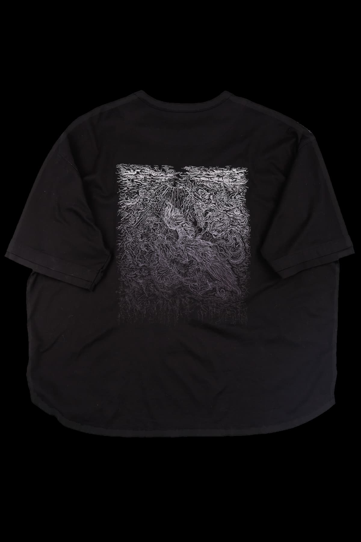 [남성] 백 프린팅 자수 반팔 티셔츠