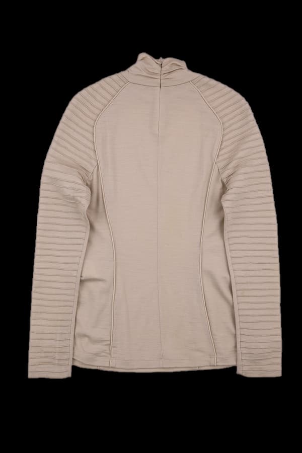 하이넥 긴팔티셔츠