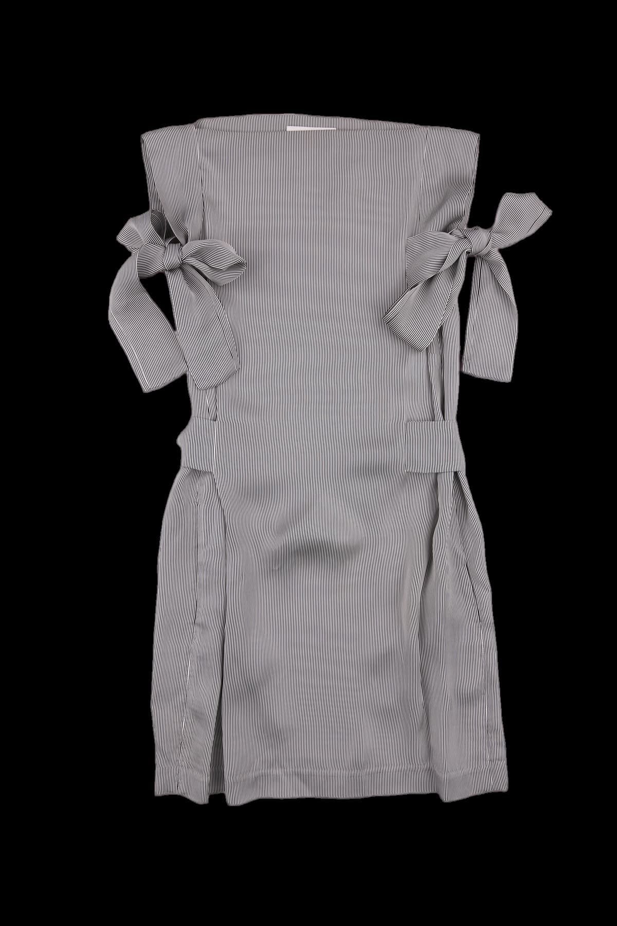 슬리브리스 원피스