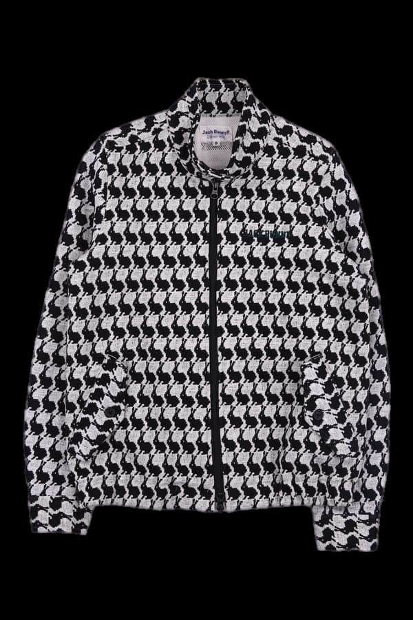 로고 패턴 점퍼