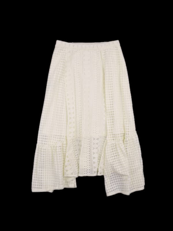 레이스 패턴 스커트