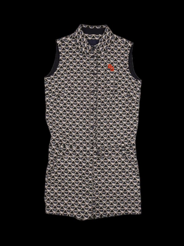 민소매 카라 점프수트