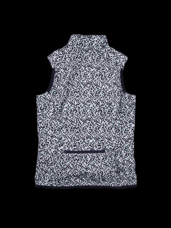 로고 패턴 베스트 집업