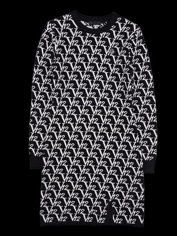 로고 긴팔 니트 원피스