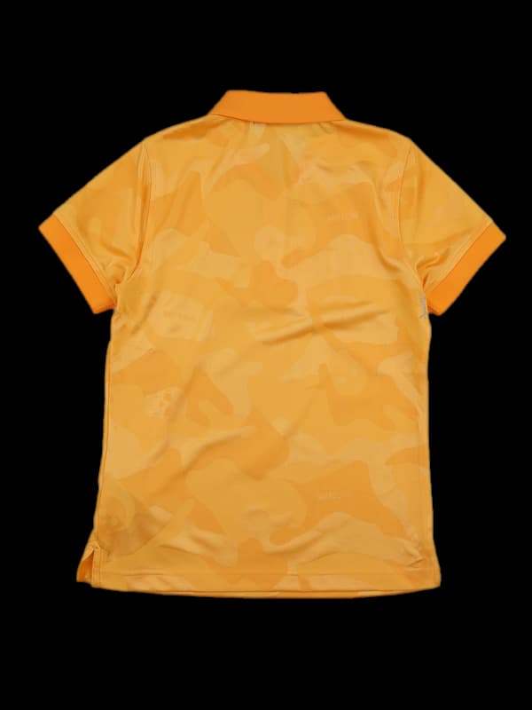 큐빅 반팔카라티