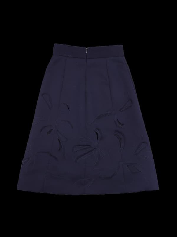 펀칭 자수 스커트