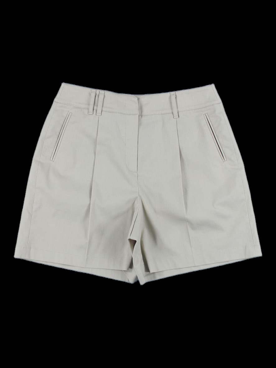 핀턱 뒷밴딩 반바지