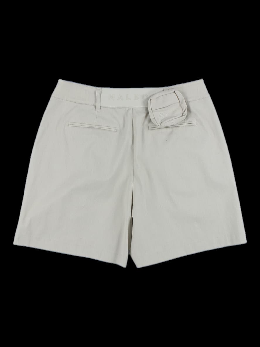 핀턱 뒷밴딩 반바지