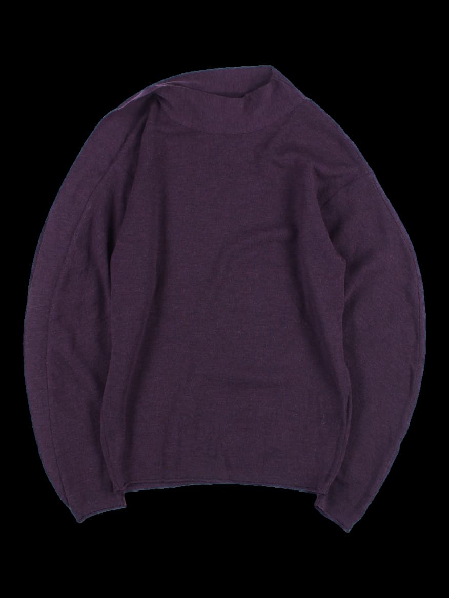 라인 장식 니트