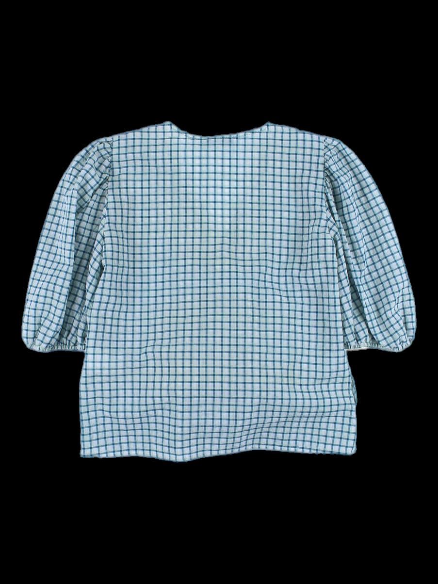 체크 패턴 브이넥 블라우스