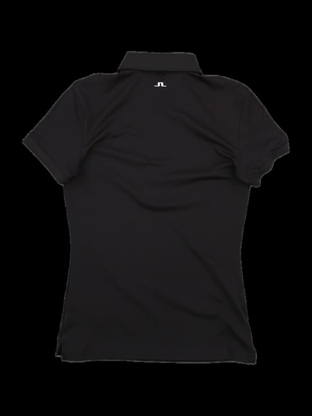 여성 반팔카라티