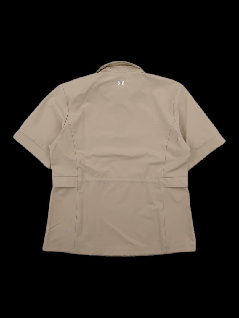 여성 반팔카라티