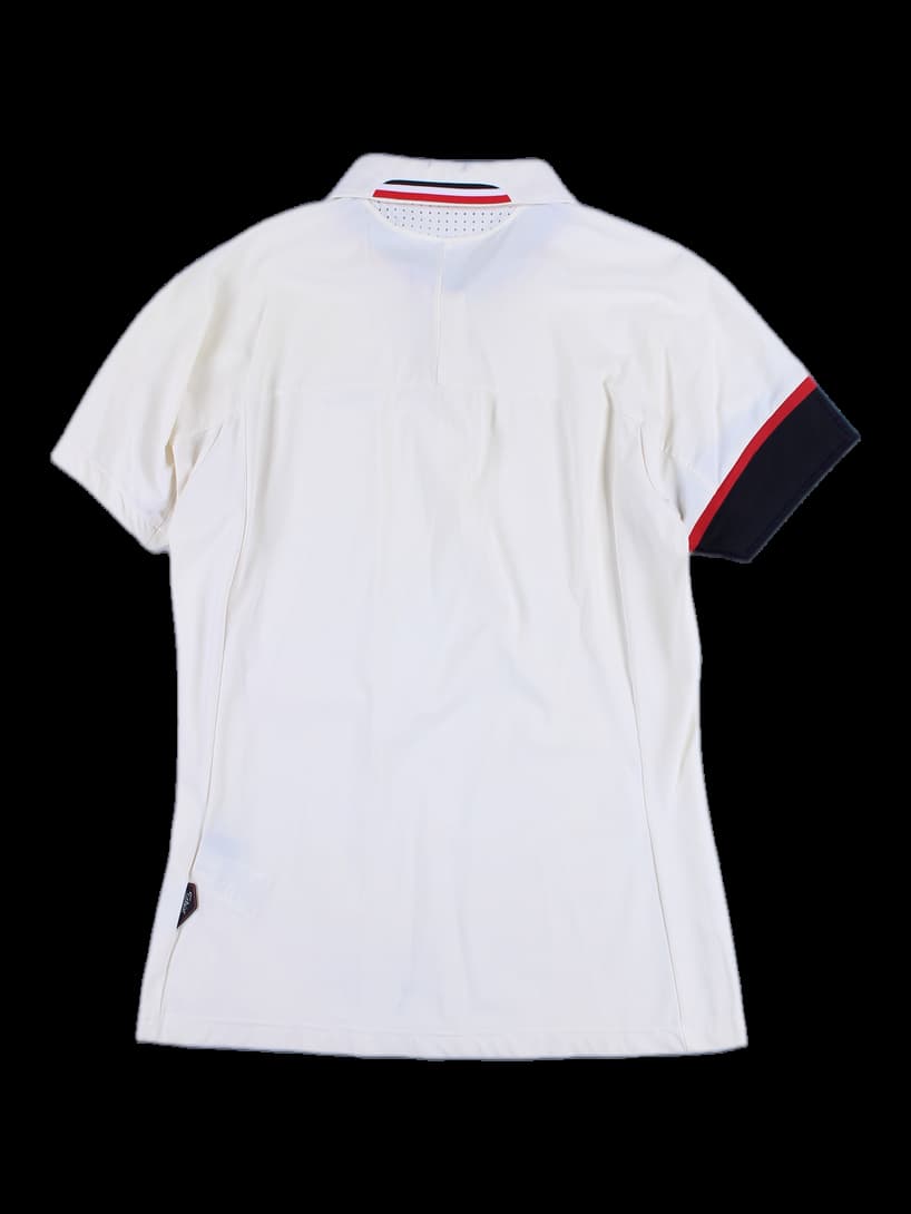 여성 반팔카라티